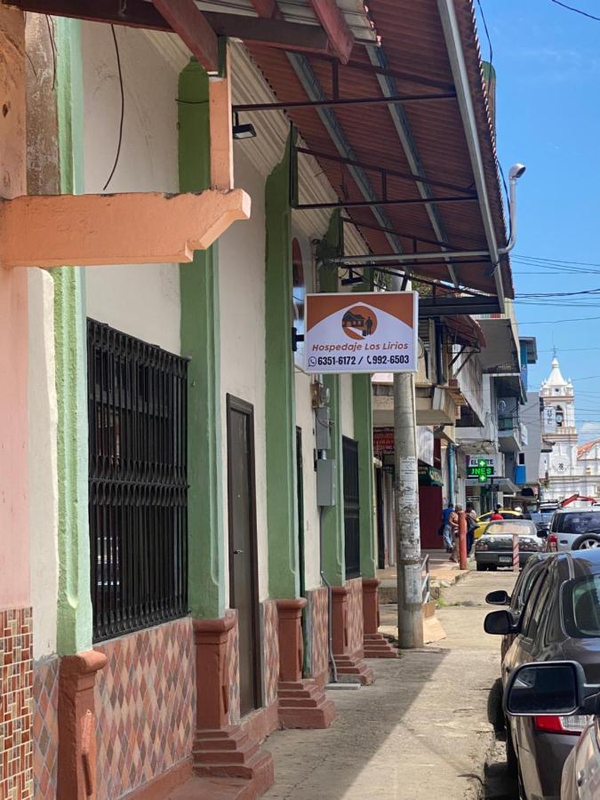 Hospedaje Los Lirios Chitré Esterno foto